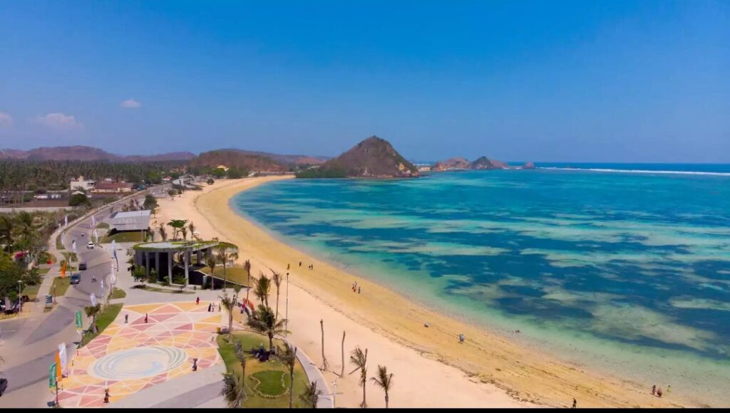 KUTA MANDALIKA TOUR LOMBOK 110135