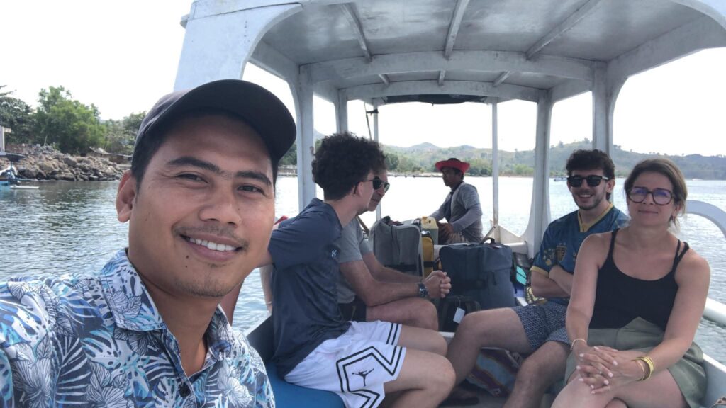 LOMBOK PRIVATE DRIVER 111266