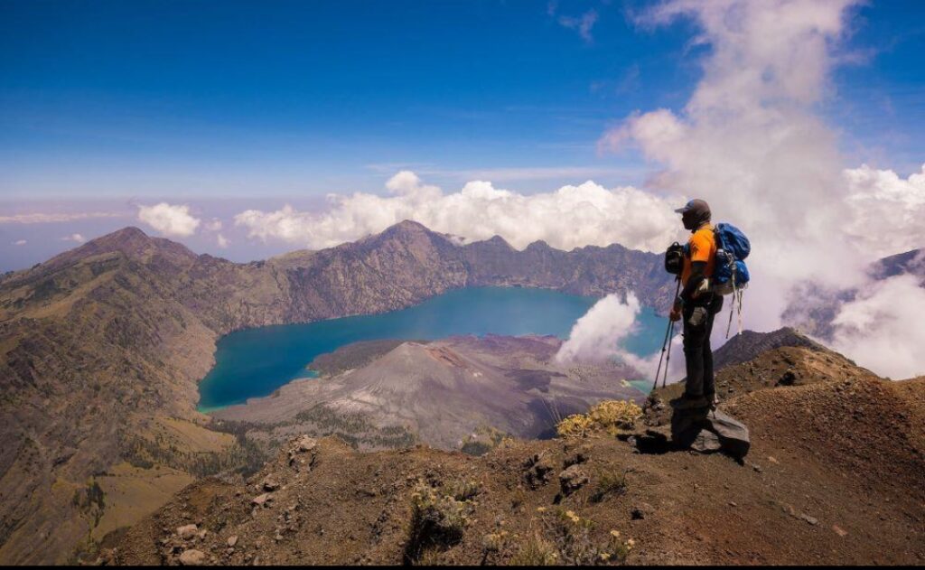 MOUNT RINJANI TREKKING LOMBOKJUDUL H1 111445